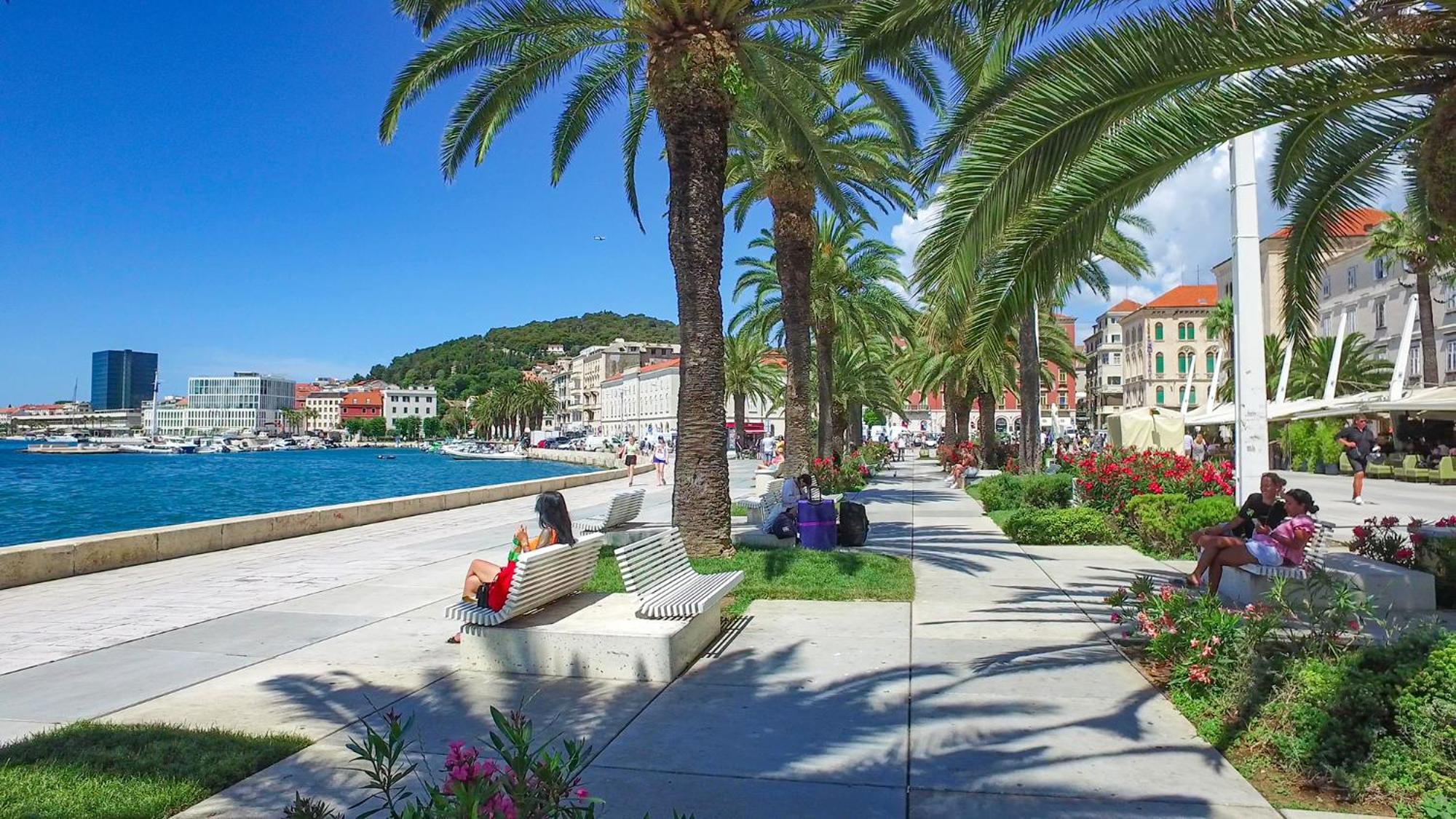 Apartment Auroraa Split